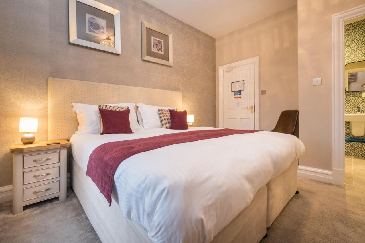 The Howbeck & The Retreat Incl Off-Site Health Club And Parking Ev Point Available Уиндермер Екстериор снимка